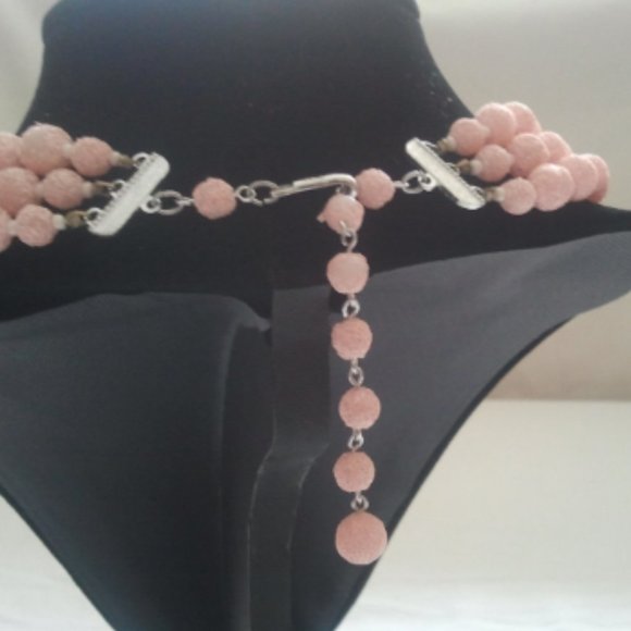 Stunning and Rare 3 Strand Popcorn Bead Necklace - Picture 2 of 5
